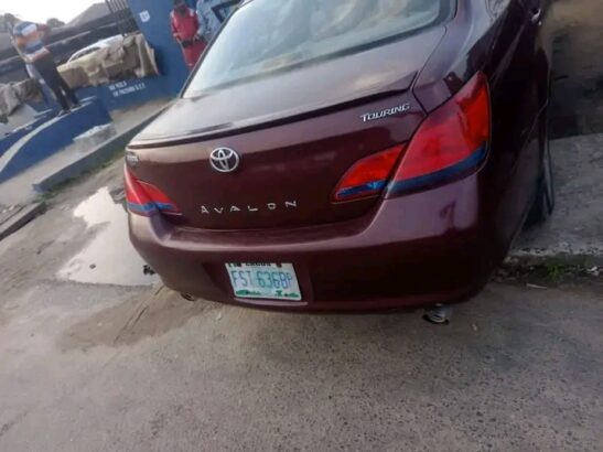 Clean Avalon up for grab