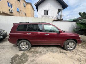 Distress sale 3 seater Highlander