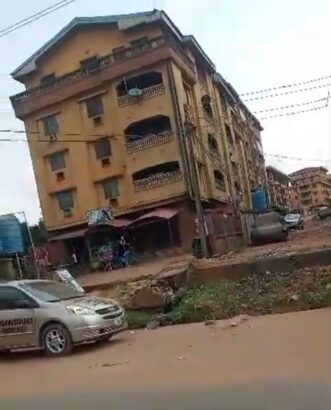 4 Storey building for sale